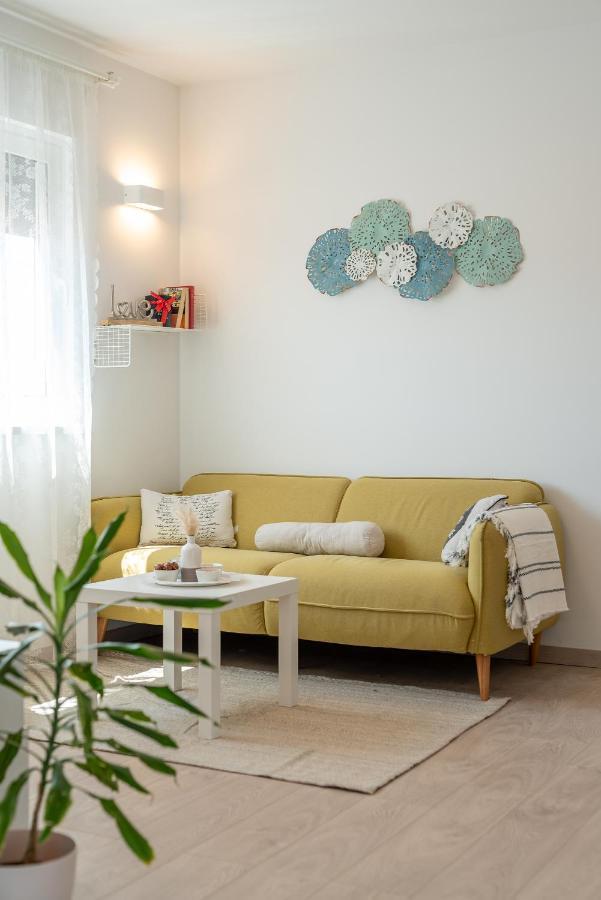 Apartman Lotos Apartment Trogir Ngoại thất bức ảnh