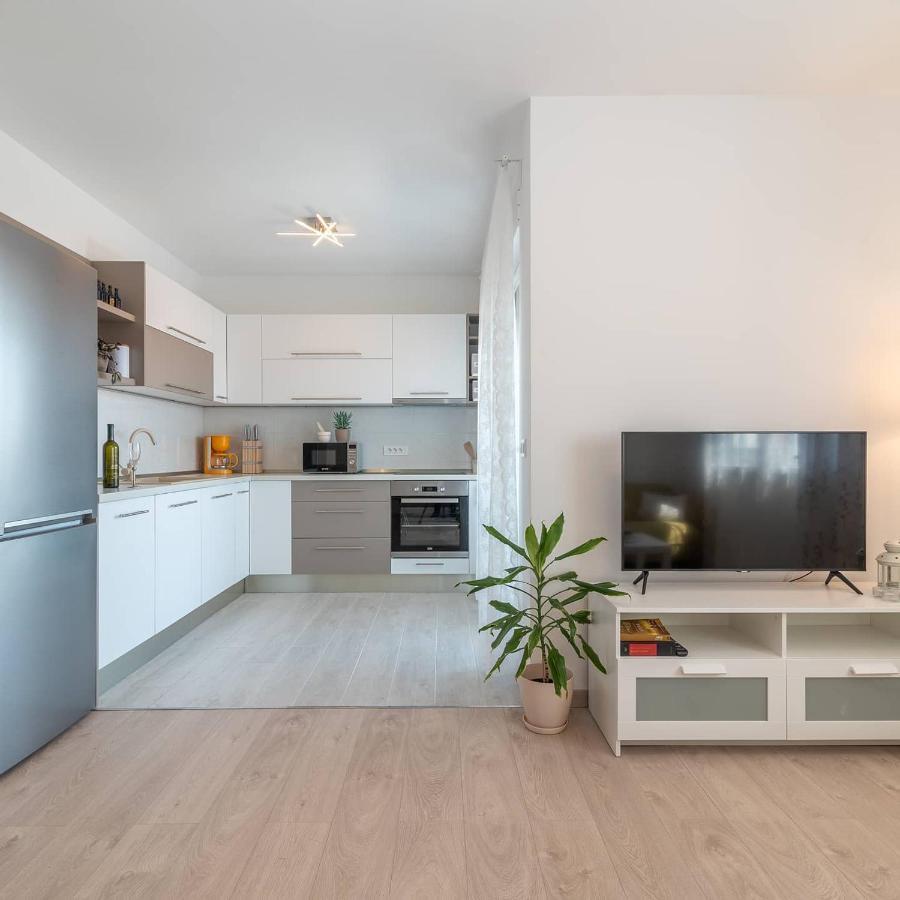 Apartman Lotos Apartment Trogir Ngoại thất bức ảnh