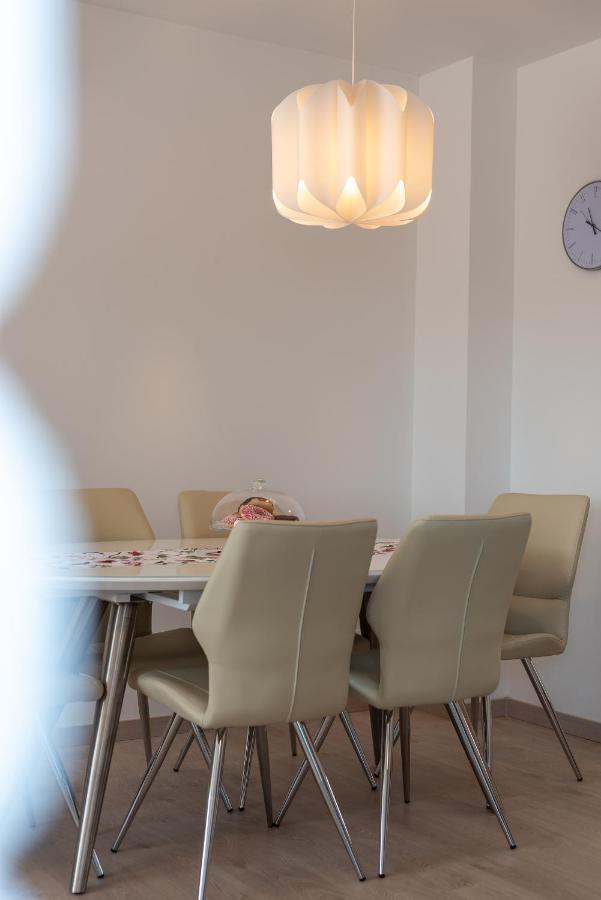 Apartman Lotos Apartment Trogir Ngoại thất bức ảnh