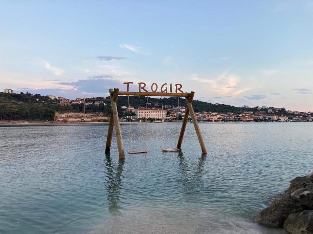 Apartman Lotos Apartment Trogir Ngoại thất bức ảnh
